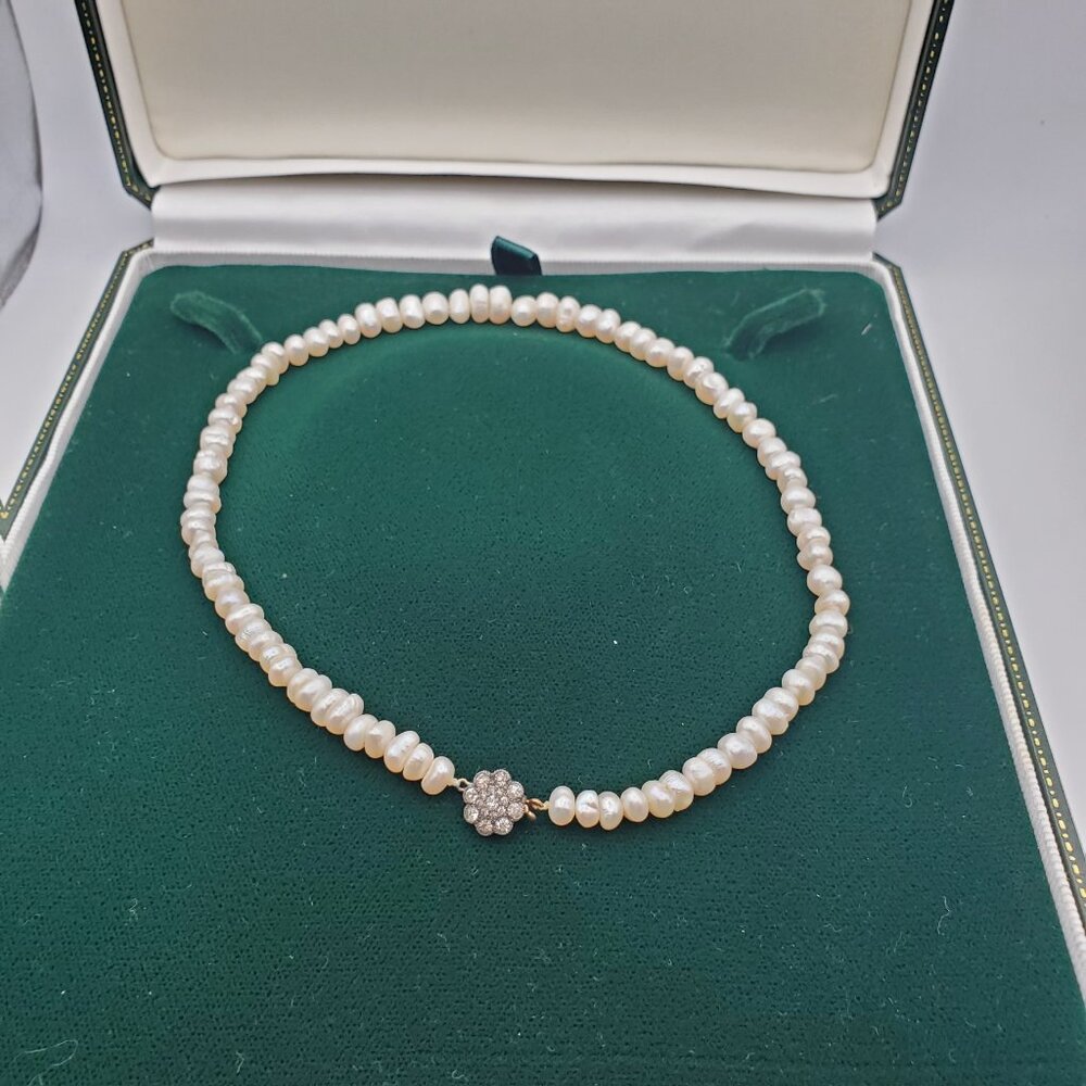 Vintage Freshwater Pearl Necklace – Sterling Silver Pin‑Stick Clasp